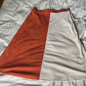 Two-Tone A-Line Knit Skirt in Rust and Cream